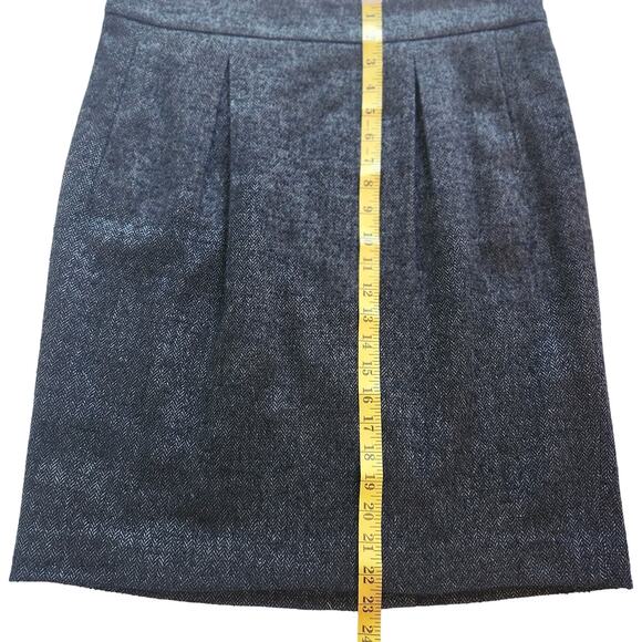 Ann Taylor Black and Siver Herringbone Wool Blend Knee Length Skirt Size 12 - Picture 7 of 7